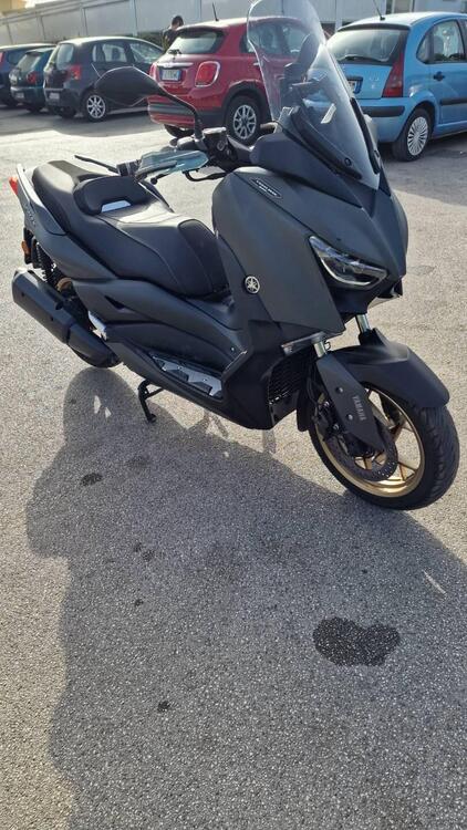 Yamaha X-Max 300 Tech Max (2021 - 24) (2)