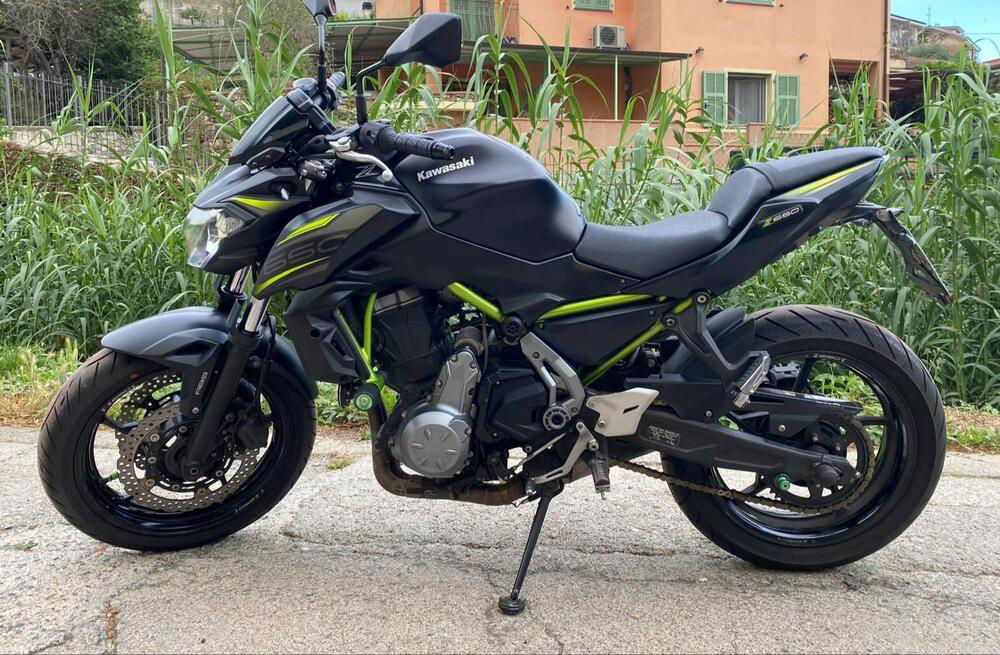 Kawasaki Z 650 (2017 - 19) (2)