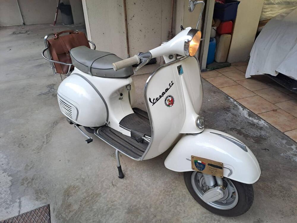 Piaggio Vespa 160 gs (3)