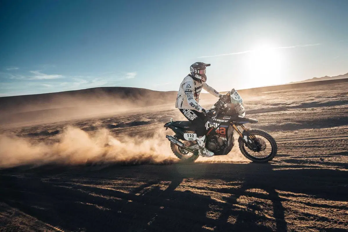 Africa Eco Race 2024, è online “Aprilia Tuareg queen of Africa”: il documentario dell'impresa (6)