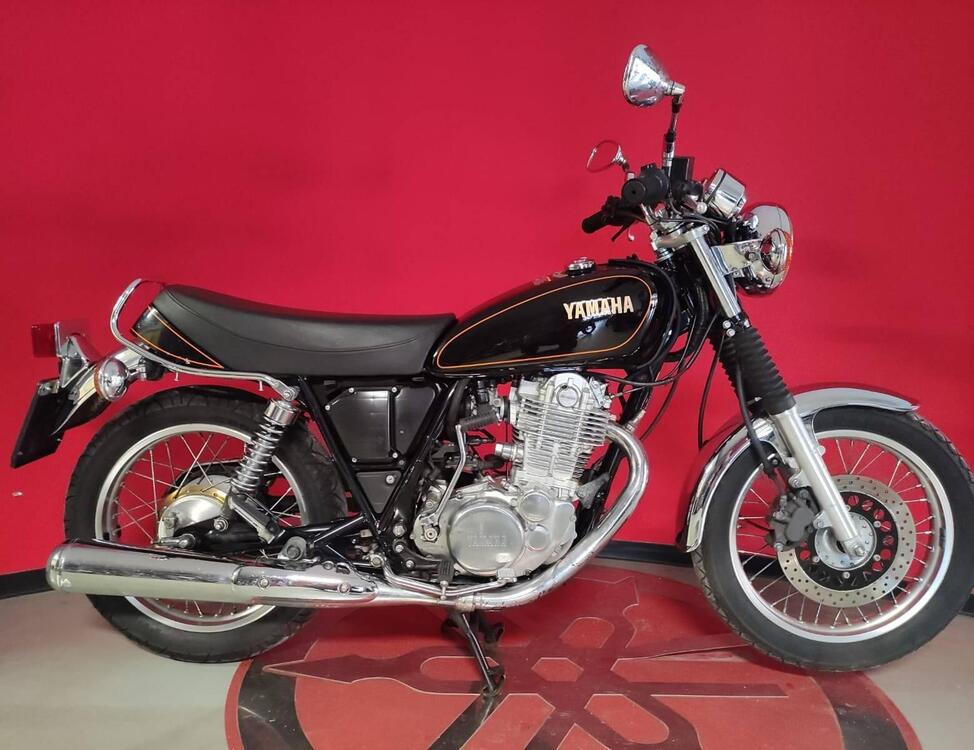 Yamaha SR 400 (2013 - 17)