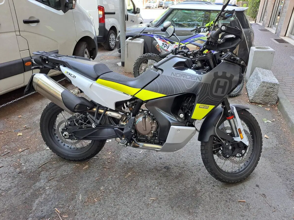 Husqvarna Norden 901 (2022 - 26)