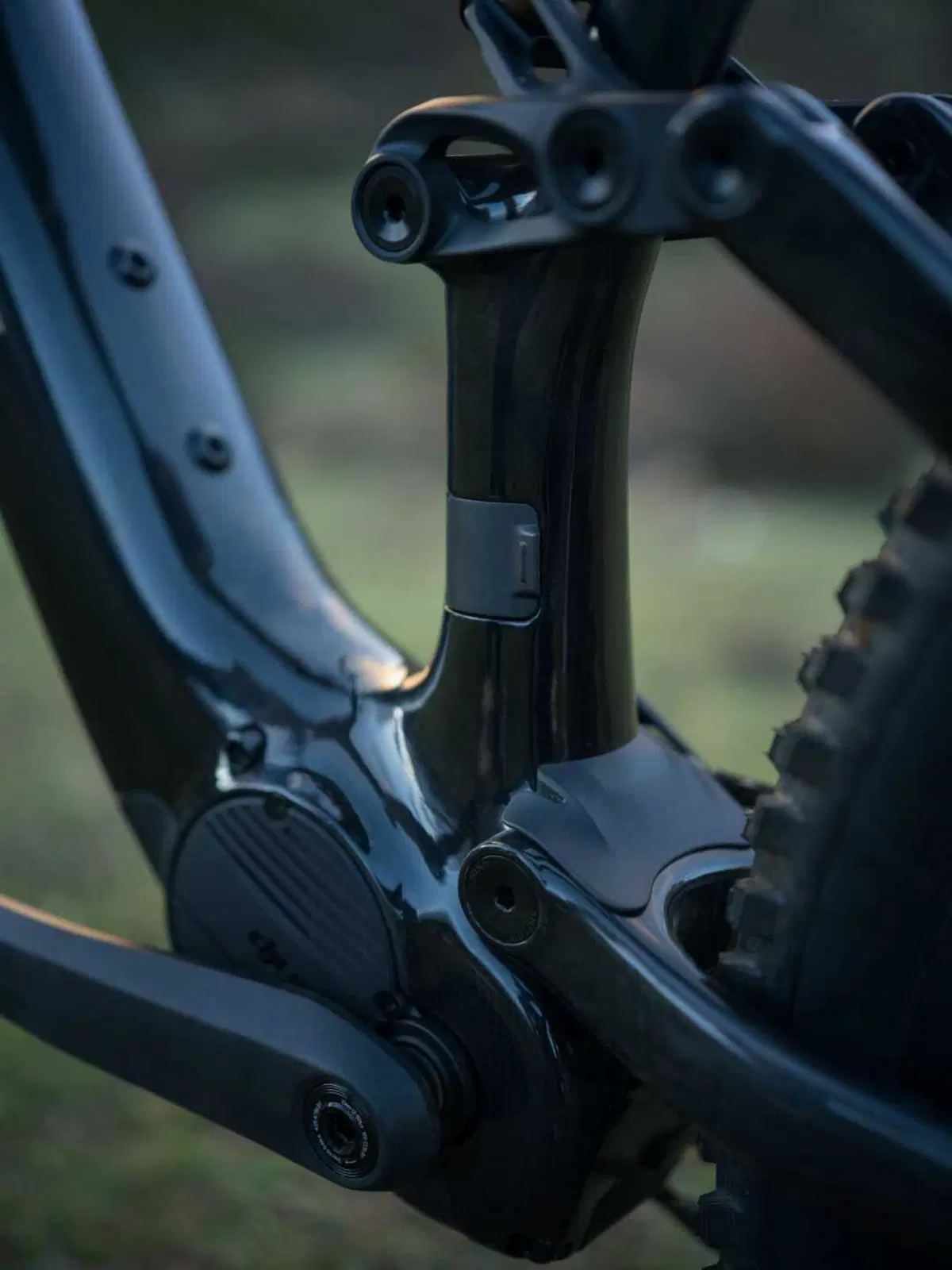 Dai droni alle eMTB! DJI entra nel mondo ebike con il suo primo (potente) motore, l'Avinox (13)