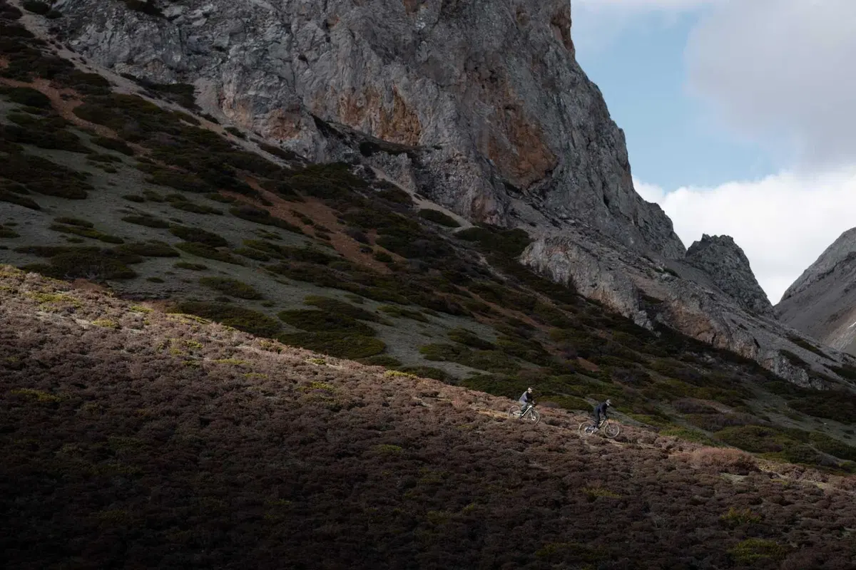 Dai droni alle eMTB! DJI entra nel mondo ebike con il suo primo (potente) motore, l'Avinox (4)