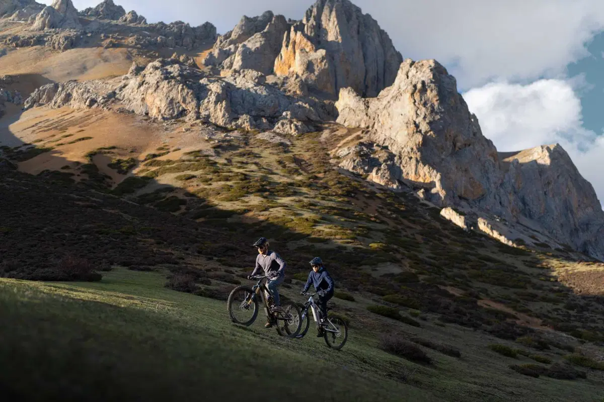Dai droni alle eMTB! DJI entra nel mondo ebike con il suo primo (potente) motore, l'Avinox (5)