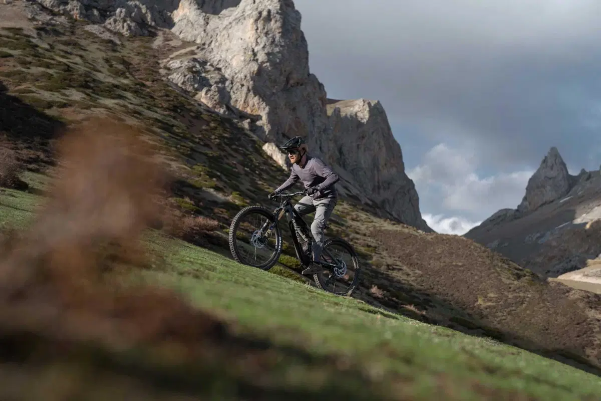 Dai droni alle eMTB! DJI entra nel mondo ebike con il suo primo (potente) motore, l'Avinox (8)