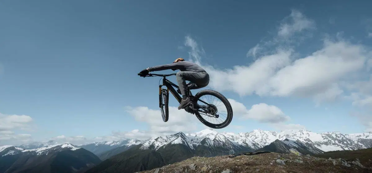 Dai droni alle eMTB! DJI entra nel mondo ebike con il suo primo (potente) motore, l'Avinox (15)