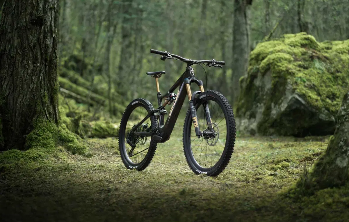 Dai droni alle eMTB! DJI entra nel mondo ebike con il suo primo (potente) motore, l'Avinox (25)