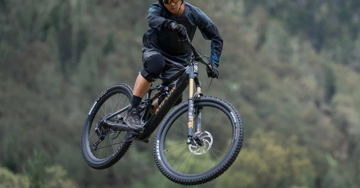 Dai droni alle eMTB! DJI entra nel mondo ebike con il suo primo (potente) motore, l'Avinox