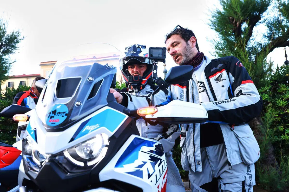 Il viaggio dei sogni sull'Africa Twin. Corsica, Sardegna e Sicilia: 1.200 km di puro godimento [VIDEO] (3)