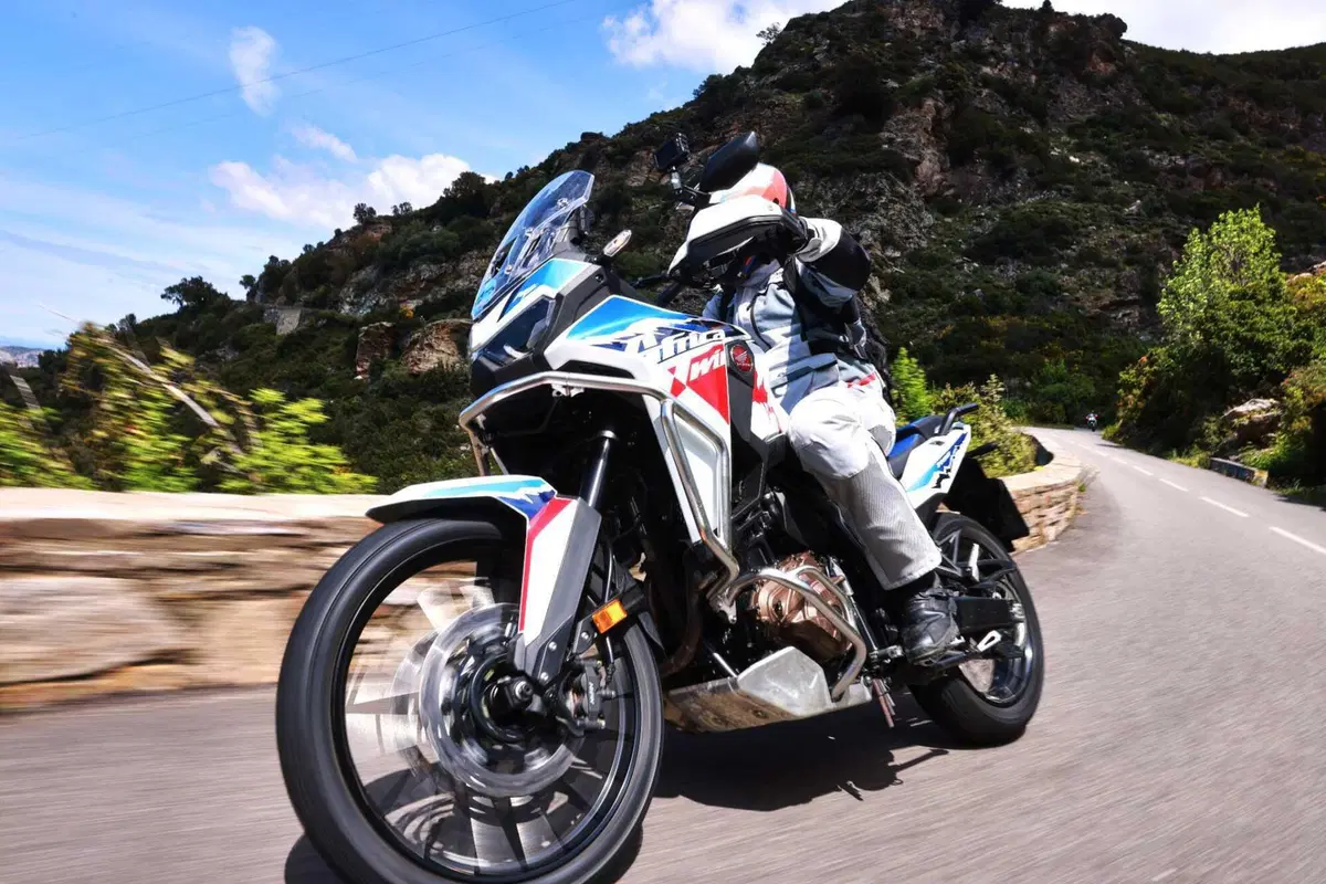 Il viaggio dei sogni sull'Africa Twin. Corsica, Sardegna e Sicilia: 1.200 km di puro godimento [VIDEO] (4)