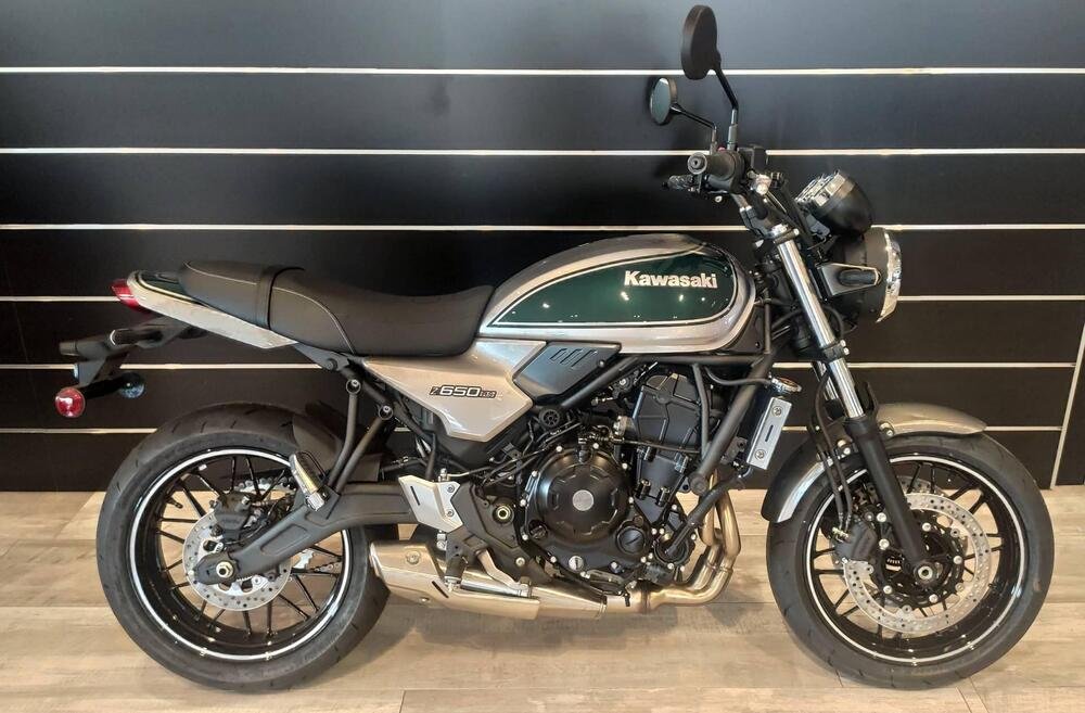 Kawasaki Z 650 RS (2022 - 24)