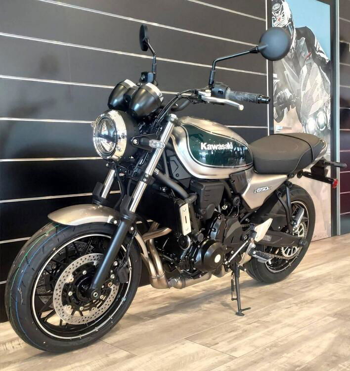 Kawasaki Z 650 RS (2022 - 24) (3)