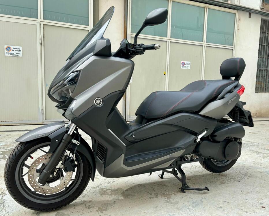 Yamaha X-Max 250 ABS (2014 - 16) (3)