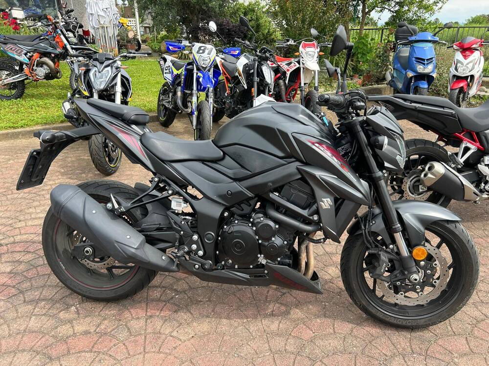 Suzuki GSX S 750 Z ABS (2017 - 20) (2)