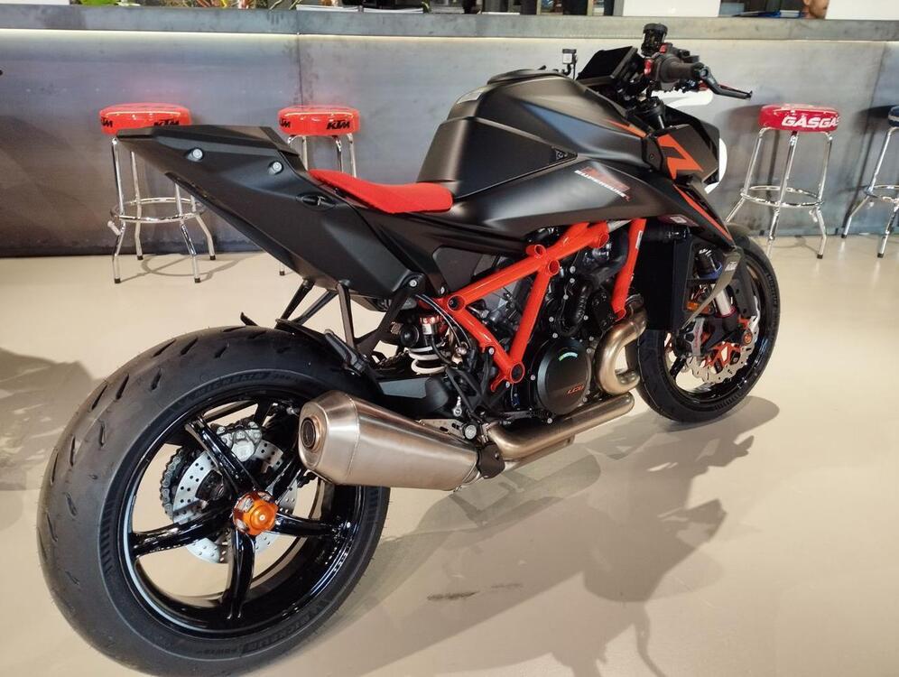 KTM 1390 Super Duke R Evo (2024) (3)