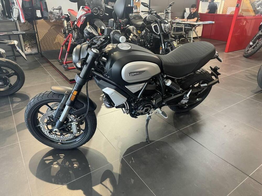 Ducati Scrambler 1100 Dark Pro (2020 - 24) (4)