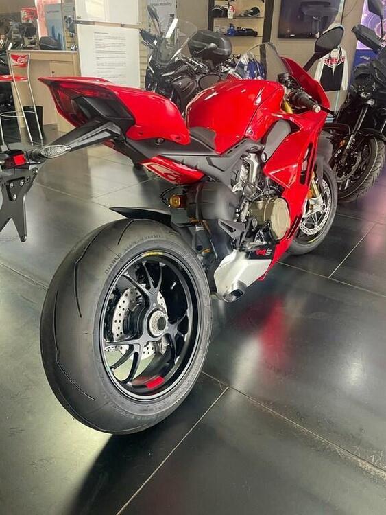 Ducati Panigale V4 S (2022 - 24) (4)