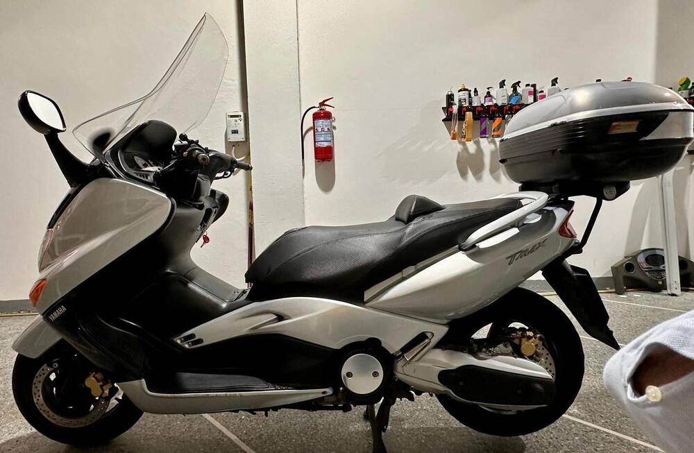 Yamaha T-Max 500 (2001 - 03) (2)