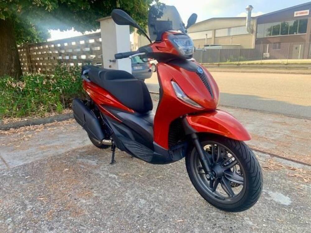 Piaggio Beverly 400 S ABS-ASR (2021 - 24) (2)