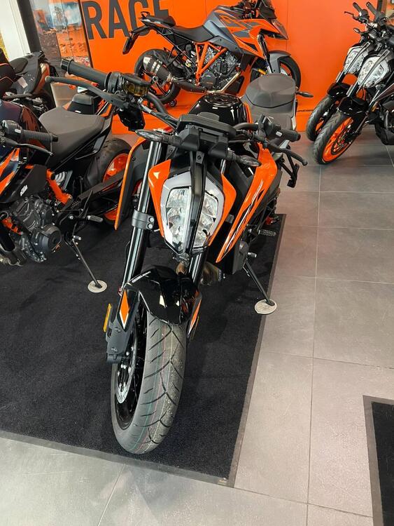 KTM 790 Duke L (2023 - 24) (4)