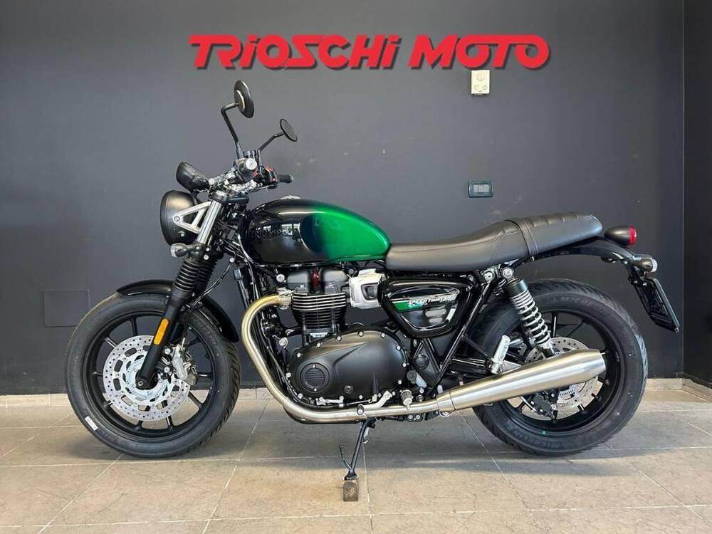 Triumph Speed Twin 900 Stealth Edition (2024) (2)