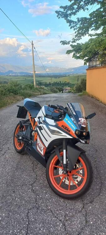 KTM RC 125 ABS (2015 - 16)