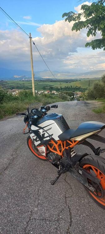 KTM RC 125 ABS (2015 - 16) (2)