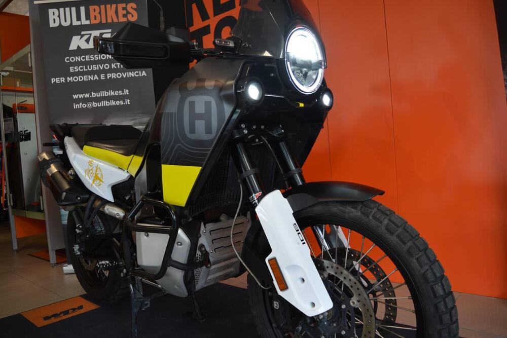 Husqvarna Norden 901 (2022 - 24) (3)