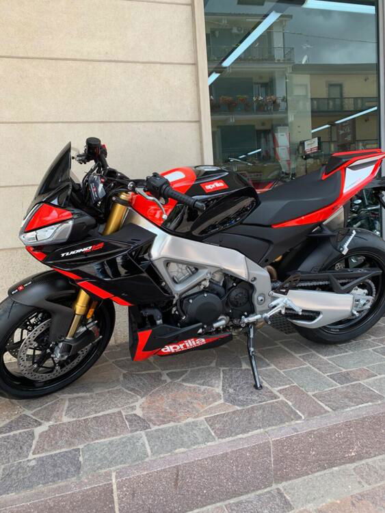 Aprilia Tuono 1100 V4 Factory SE-09 SBK (2024)