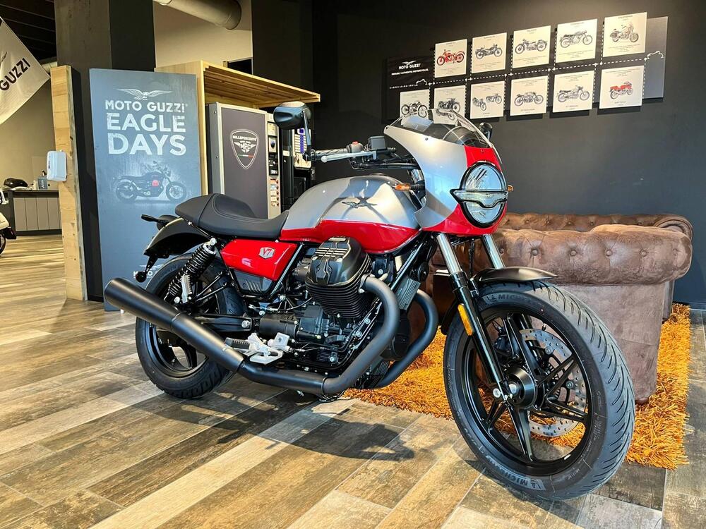 Moto Guzzi V7 Stone Corsa (2023 - 24)