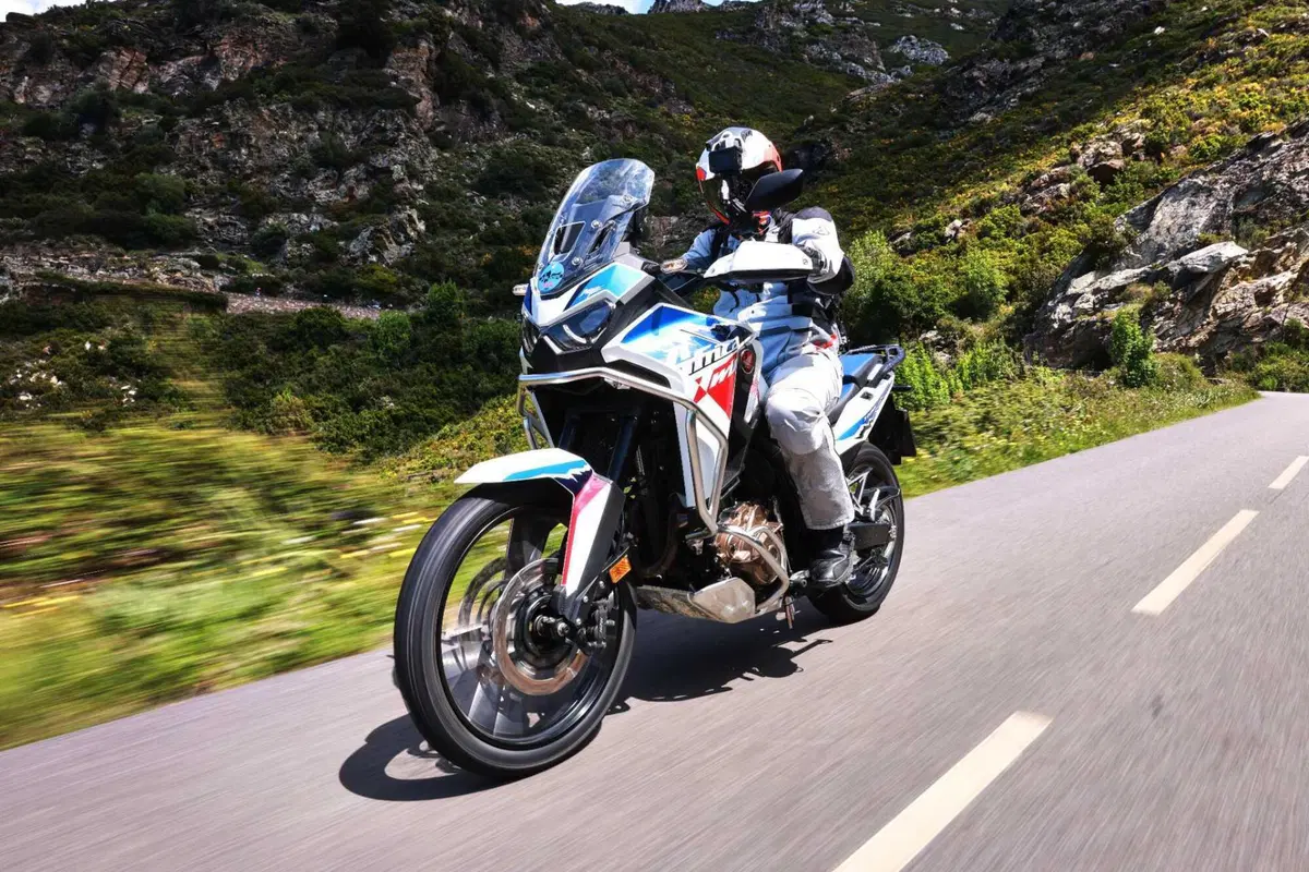 Il viaggio dei sogni sull'Africa Twin. Corsica, Sardegna e Sicilia: 1.200 km di puro godimento [VIDEO] (5)