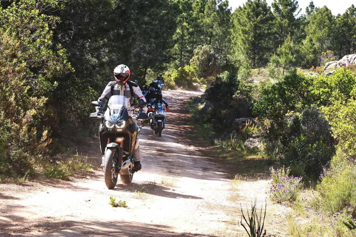 Il viaggio dei sogni sull'Africa Twin. Corsica, Sardegna e Sicilia: 1.200 km di puro godimento [VIDEO] (19)