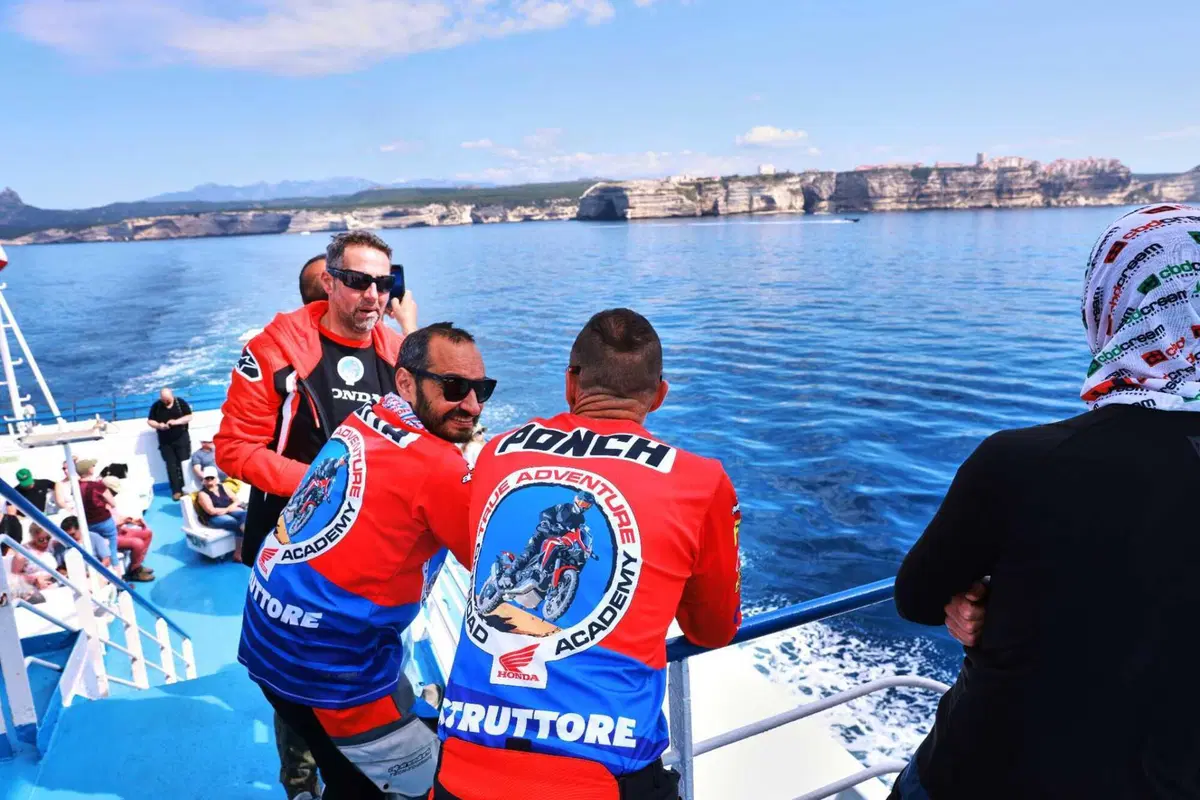 Il viaggio dei sogni sull'Africa Twin. Corsica, Sardegna e Sicilia: 1.200 km di puro godimento [VIDEO] (4)