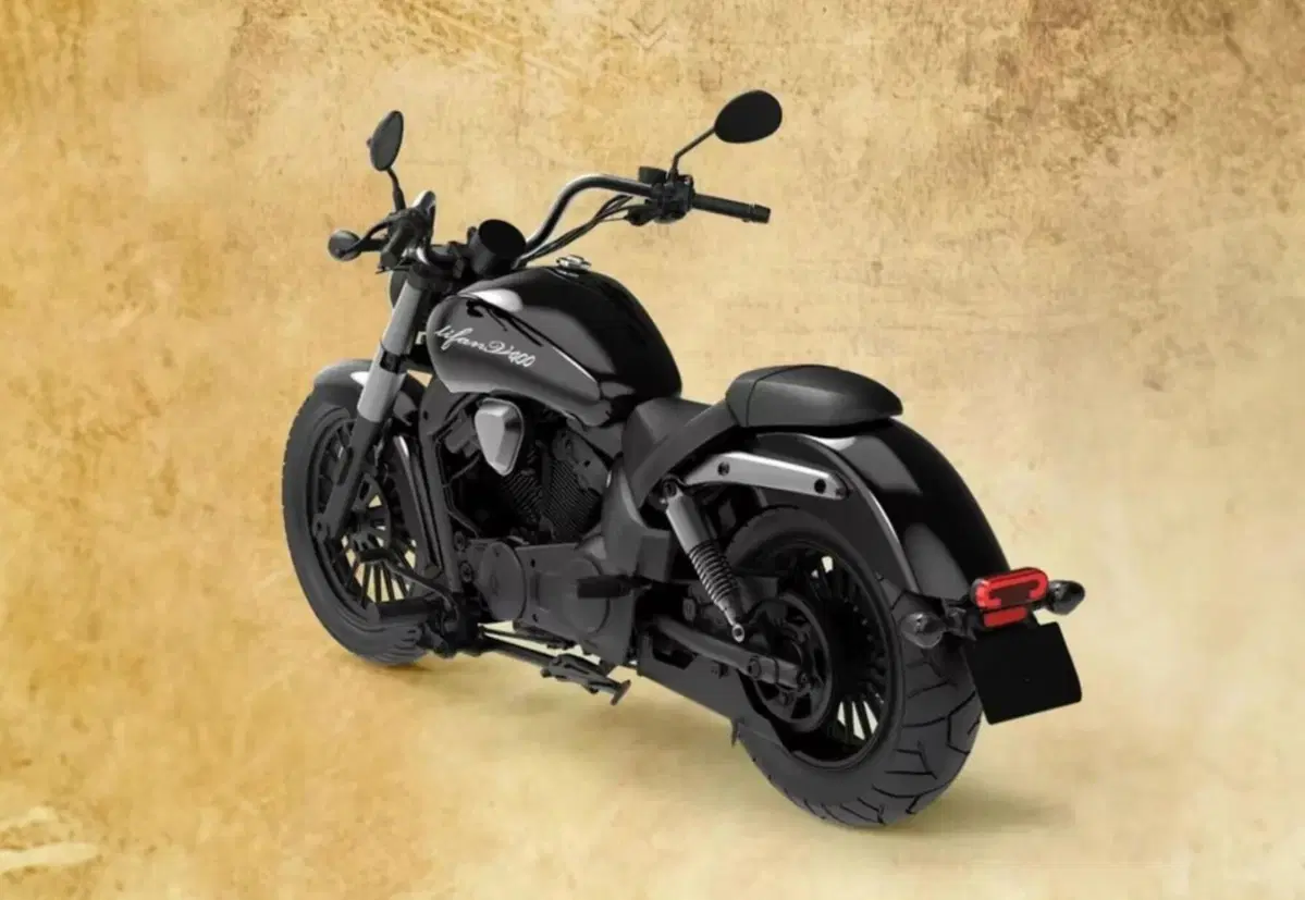Lifan V 400: dalla Cina ancora una Cruiser  (2)