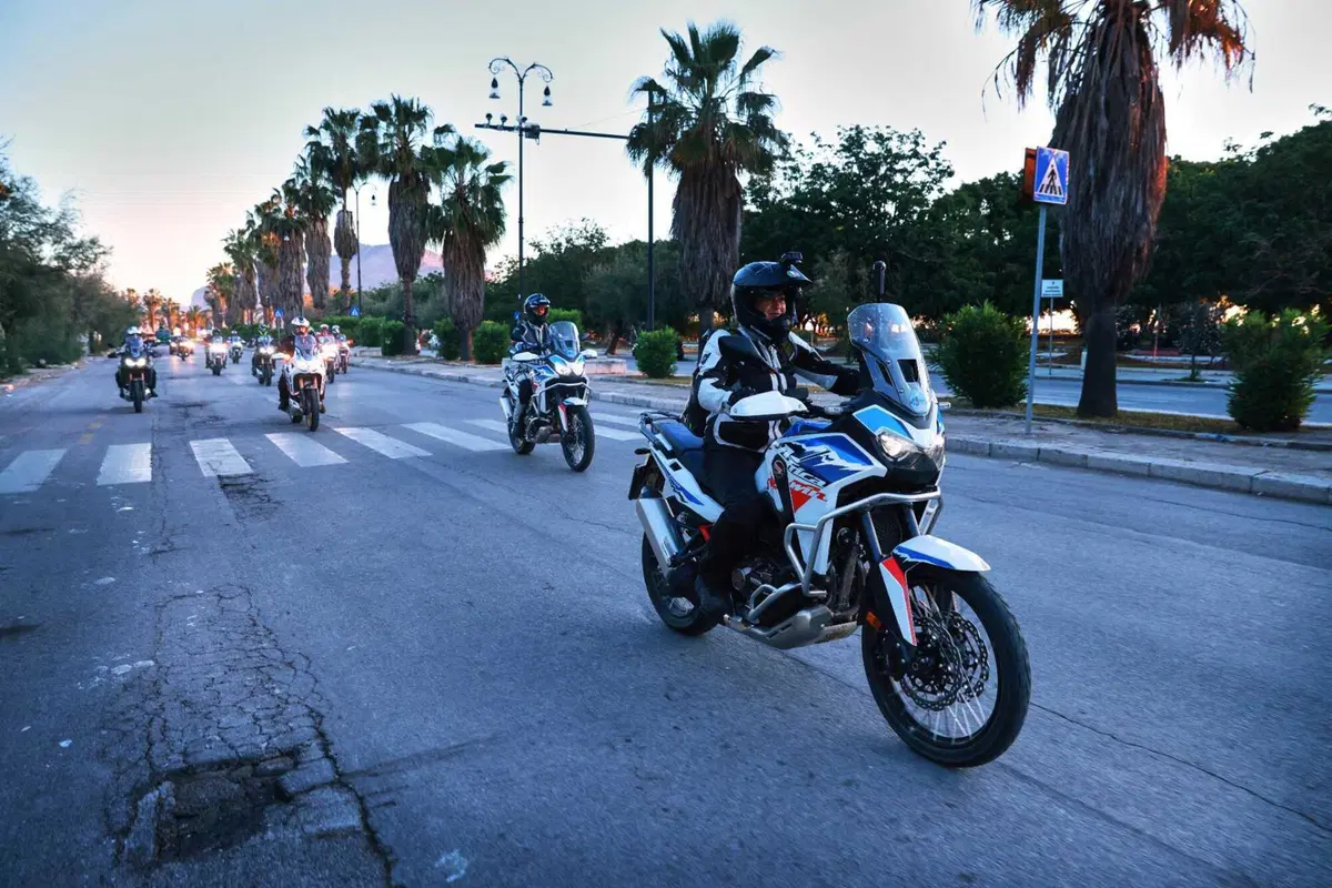 Il viaggio dei sogni sull'Africa Twin. Corsica, Sardegna e Sicilia: 1.200 km di puro godimento [VIDEO] (5)