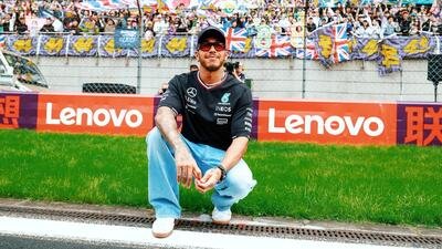 MotoGP 2024. GP di Germania. Lewis Hamilton compra il team Gresini? No (crescono treccine a Faenza), il pilota di F1 chiarisce: &quot;Magari fra 5-10 anni&quot;