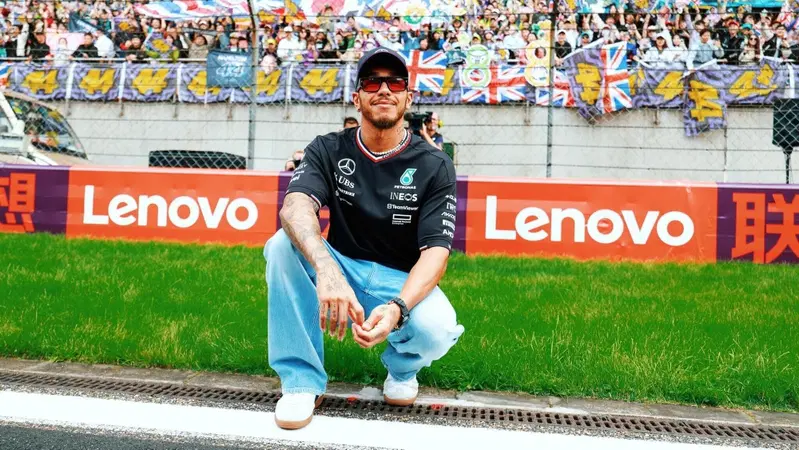 MotoGP 2024. GP di Germania. Lewis Hamilton compra il team Gresini? No (crescono treccine a Faenza), il pilota di F1 chiarisce: "Magari fra 5-10 anni"