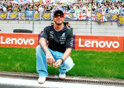 MotoGP 2024. GP di Germania. Lewis Hamilton compra il team Gresini? No (crescono treccine a Faenza), il pilota di F1 chiarisce: Magari fra 5-10 anni