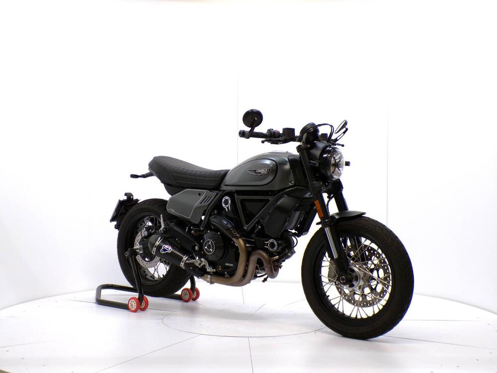 Ducati Scrambler 800 Night Shift (2021 - 22) (2)