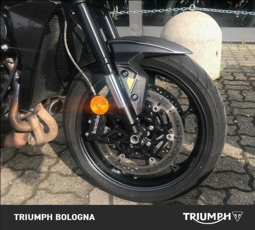 Triumph Street Triple R (2020 - 23) (4)