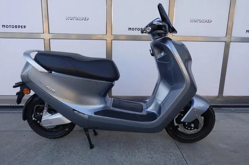 Yadea C1S (2020 - 26) (2)