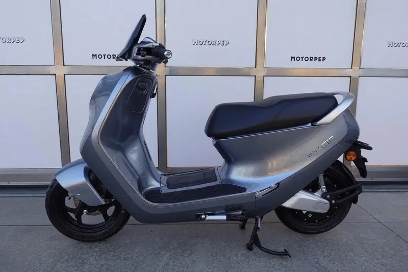Yadea C1S (2020 - 26) (3)