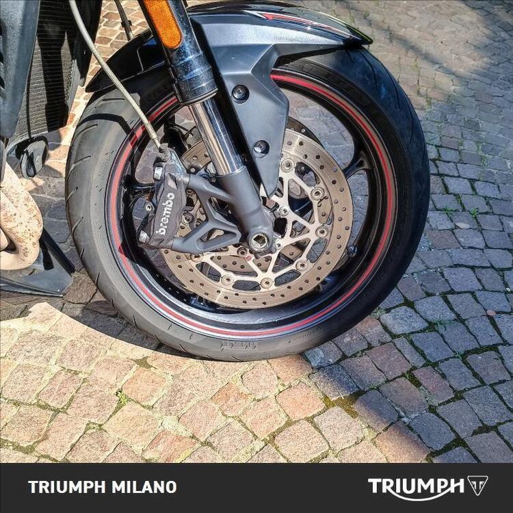 Triumph Street Triple R (2017 - 20) (4)