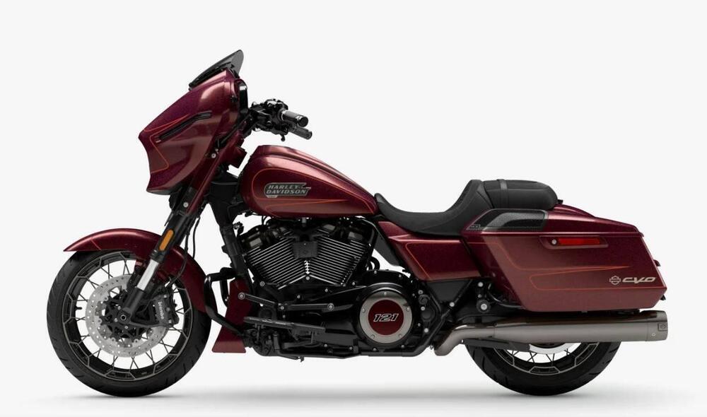 Harley-Davidson CVO Street Glide (2024) (4)