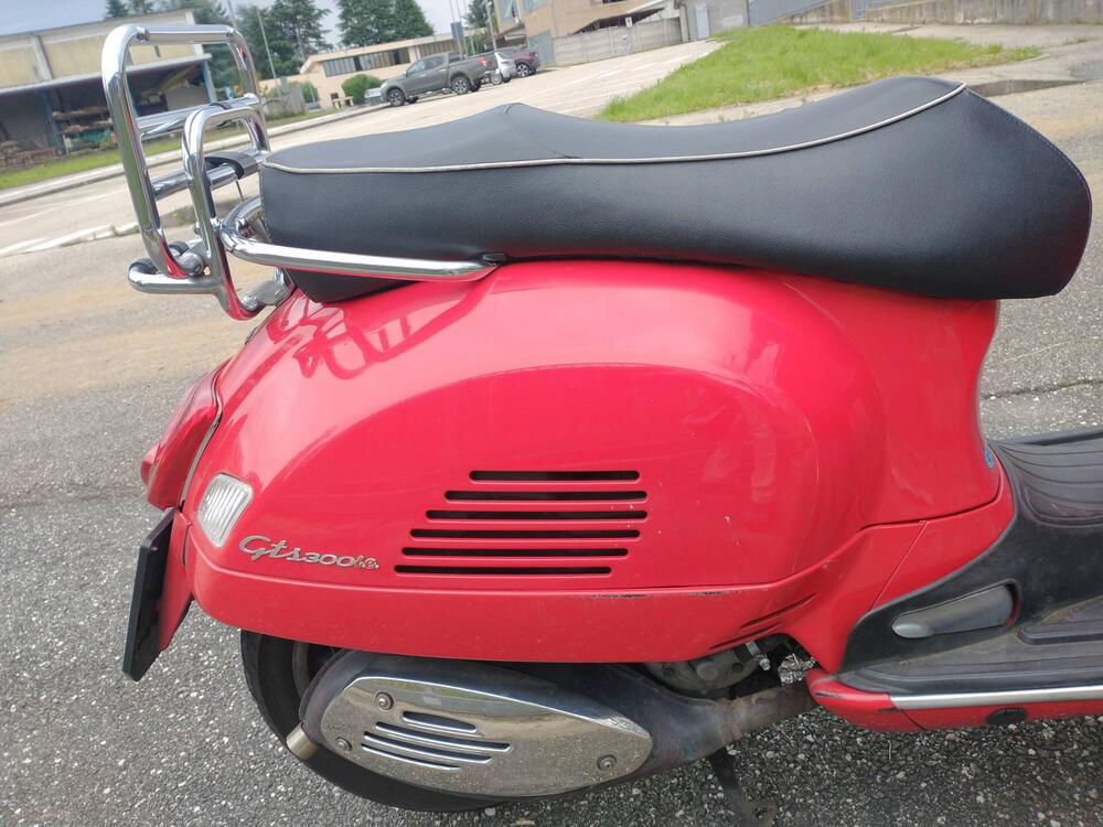 Vespa GTS 300 Super (2008 - 16) (5)