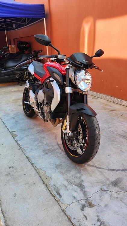 MV Agusta Brutale 675 (2011 - 15) (4)