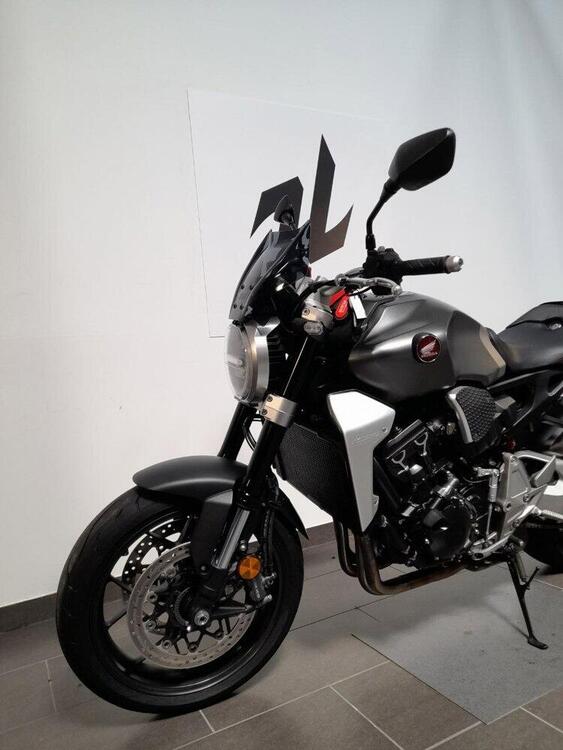 Honda CB 1000 R + Neo Sport Cafè (2019 - 20) (2)