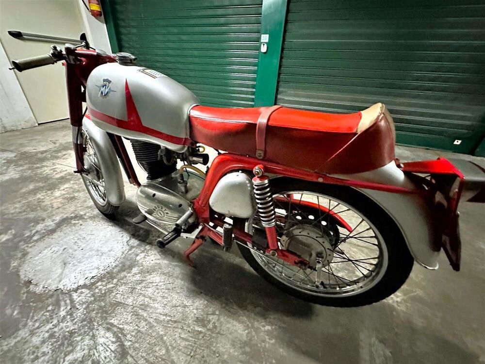 MV Agusta MV Agusta 150 Sport RS 1966, Targa VA, Conservato (2)