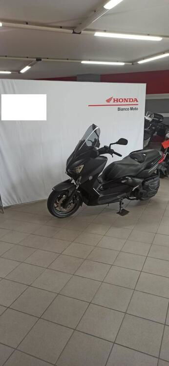 Yamaha X-Max 400 Iron Max ABS (2016) (2)